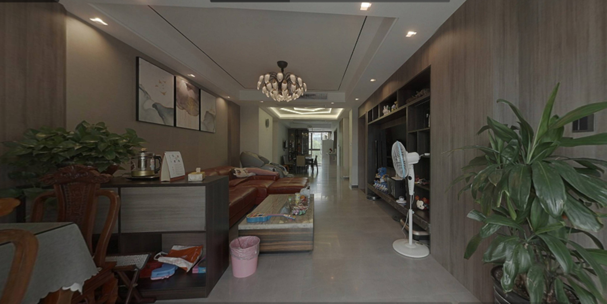 万濠山庄 3室2厅2卫 143m²