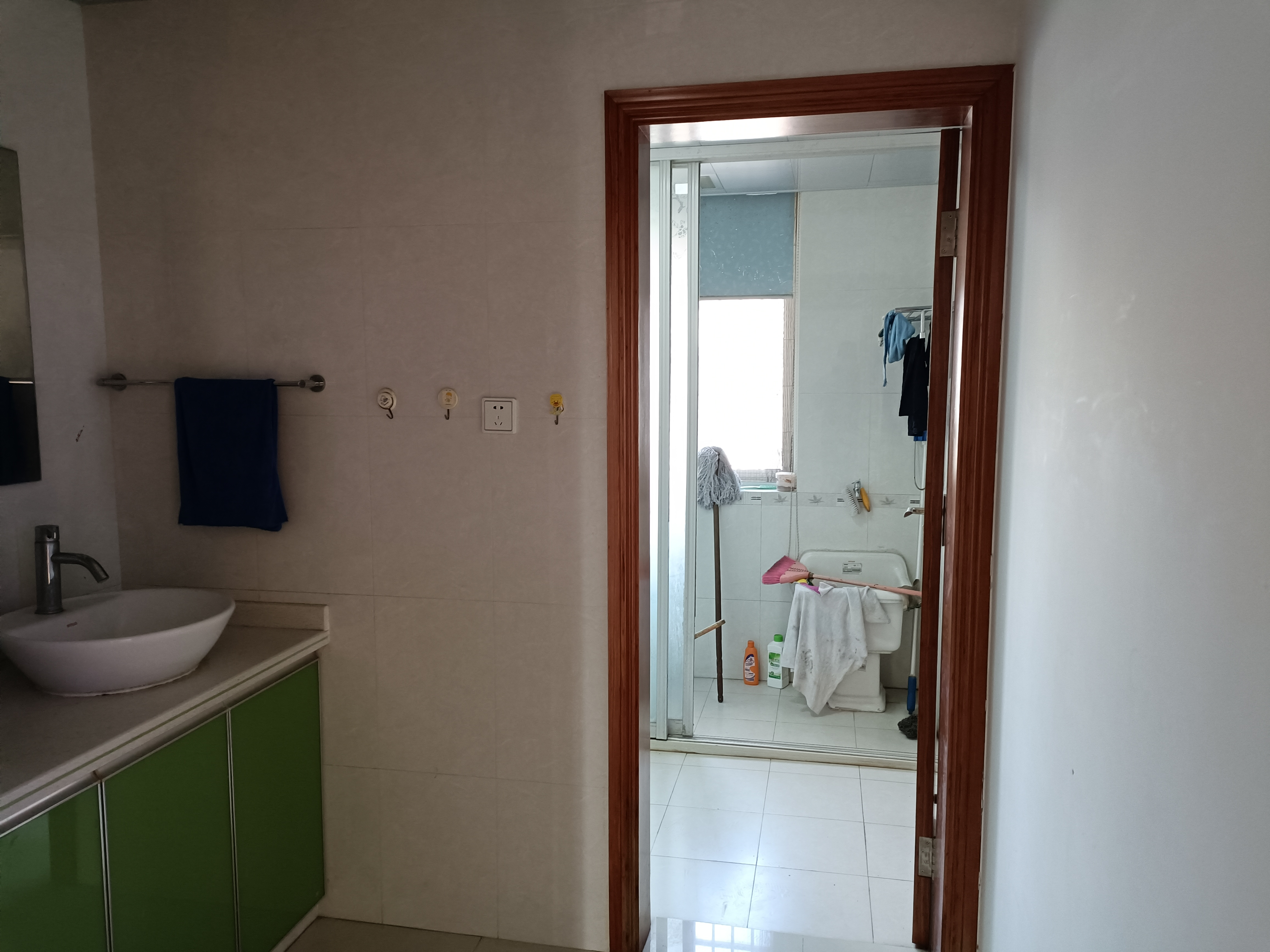 舒凯花苑 3室2厅1卫 146m&sup2;