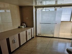 天都花苑 3室1厅1卫 153.67m&sup2;