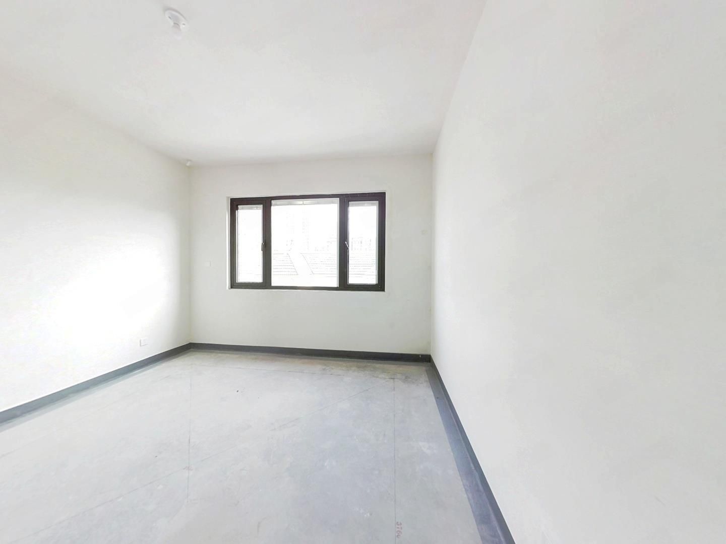中南熙悦(南通经济技术开发区) 4室2厅2卫 131m&sup2;