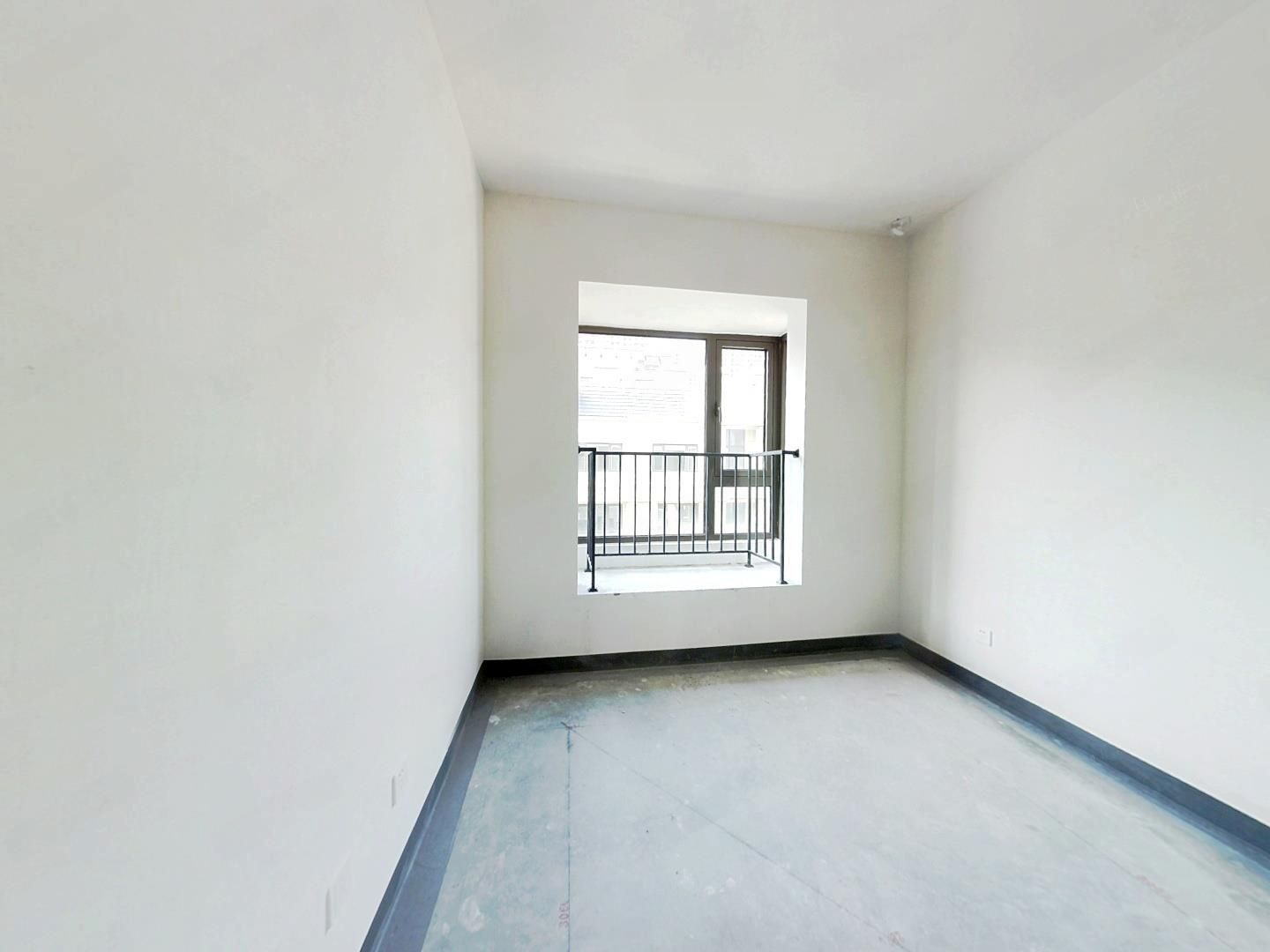 中南熙悦(南通经济技术开发区) 4室2厅2卫 131m&sup2;