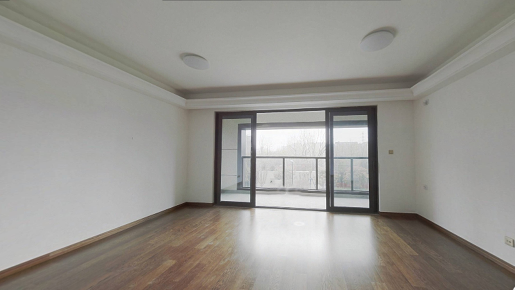 雍华府 3室2厅2卫 118m&sup2;