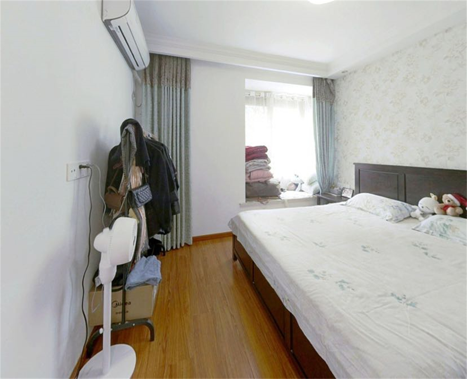 盛和花半里 3室2厅2卫 142.4m&sup2;