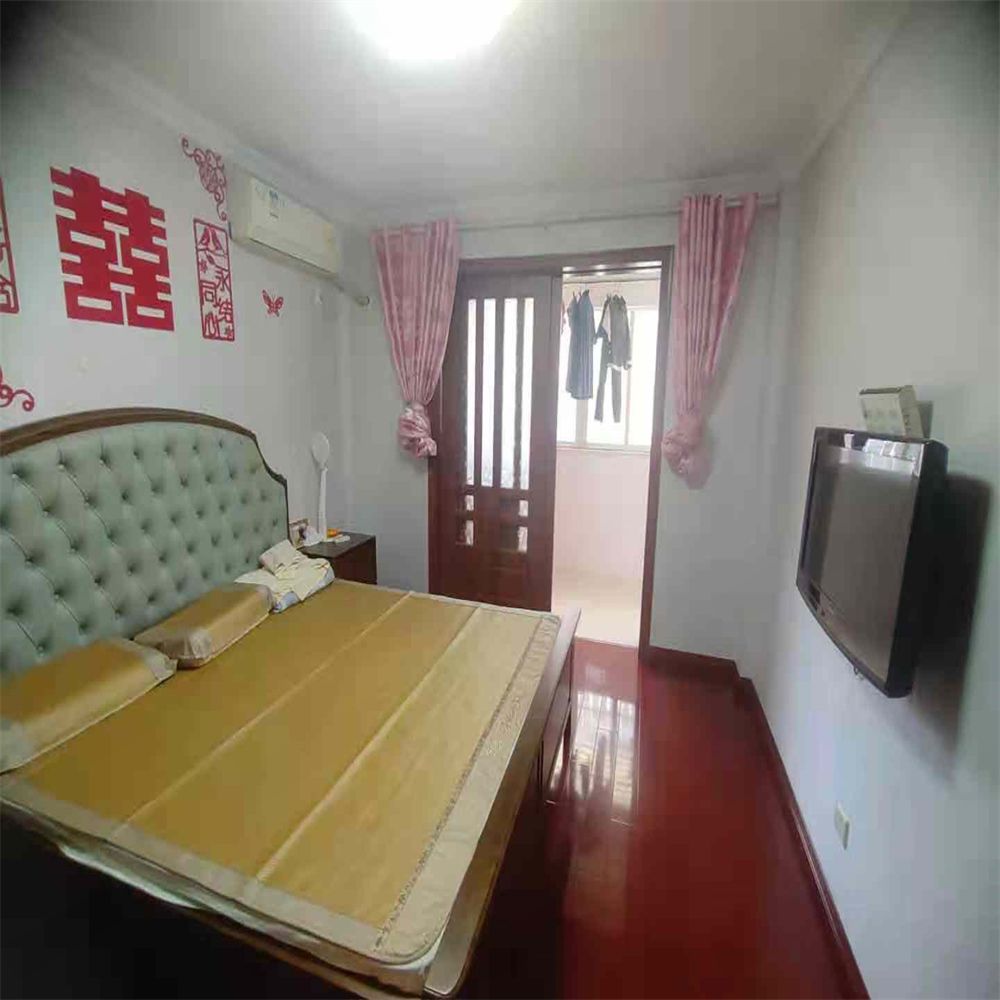 锦安花园一期 3室2厅1卫 134.91m&sup2;