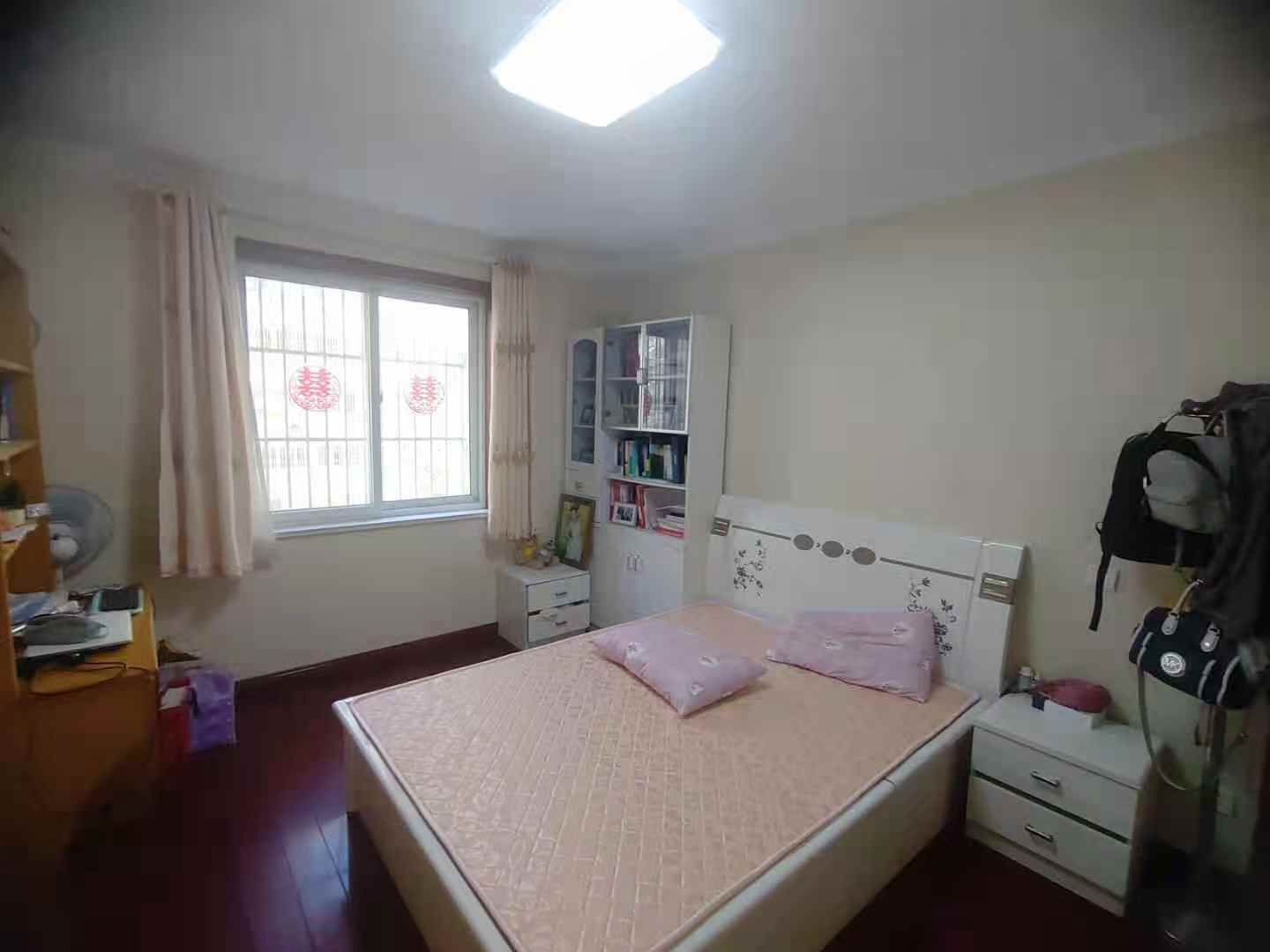 锦安花园一期 3室2厅1卫 134.91m&sup2;
