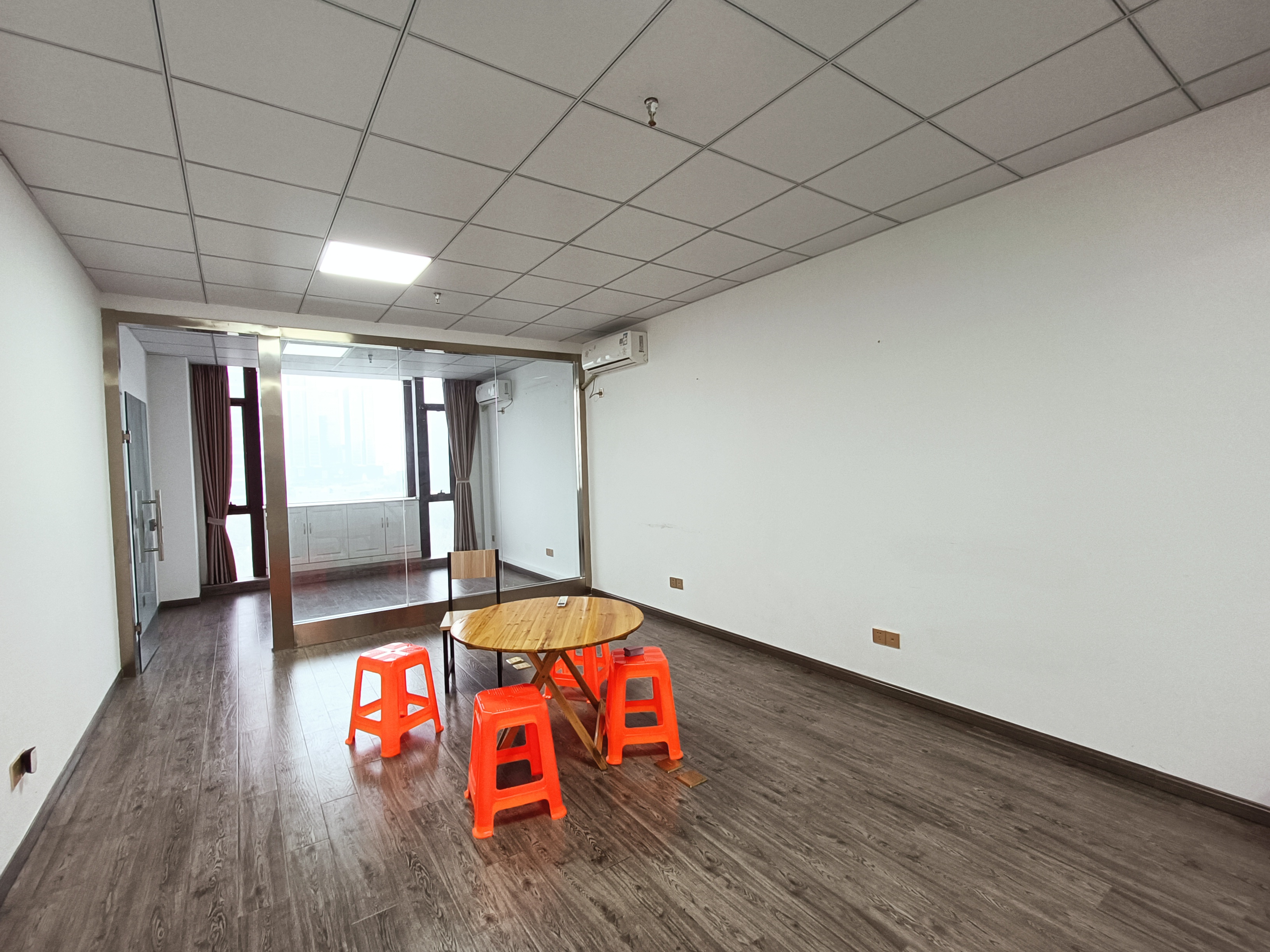 汇金国际 1室1厅1卫 70.00m&sup2;
