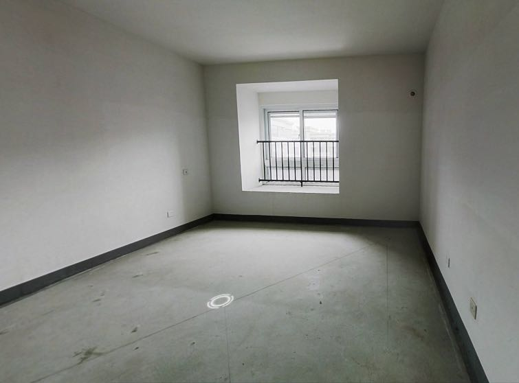 新城香溢紫郡 4室2厅2卫 145m&sup2;