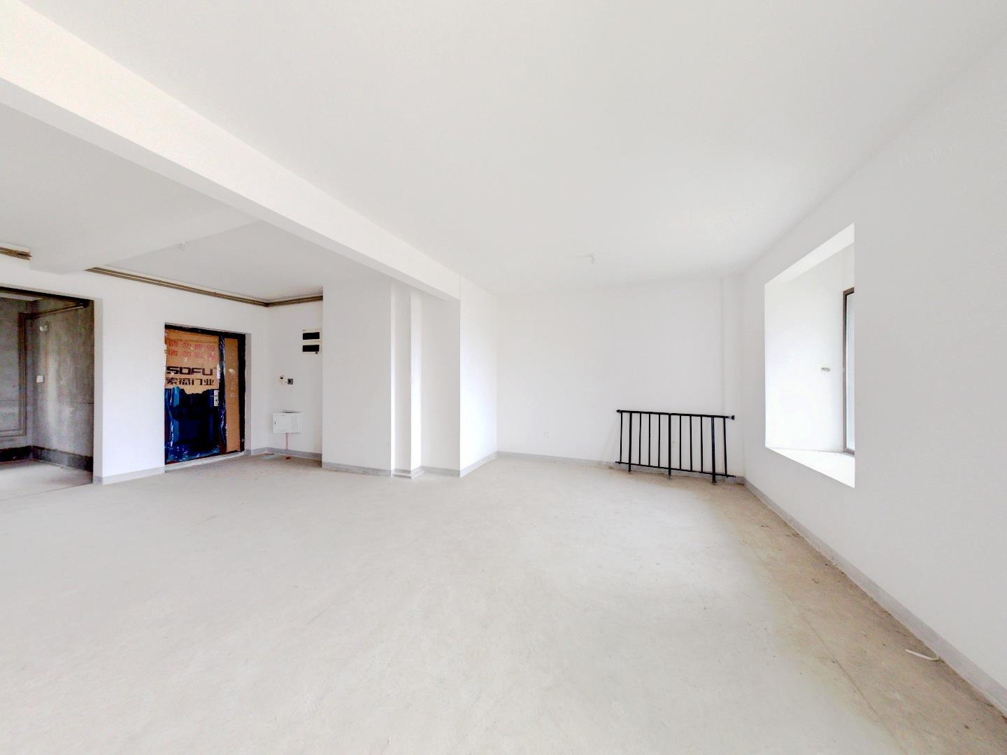 崇川星光域 3室2厅2卫 157.00m²