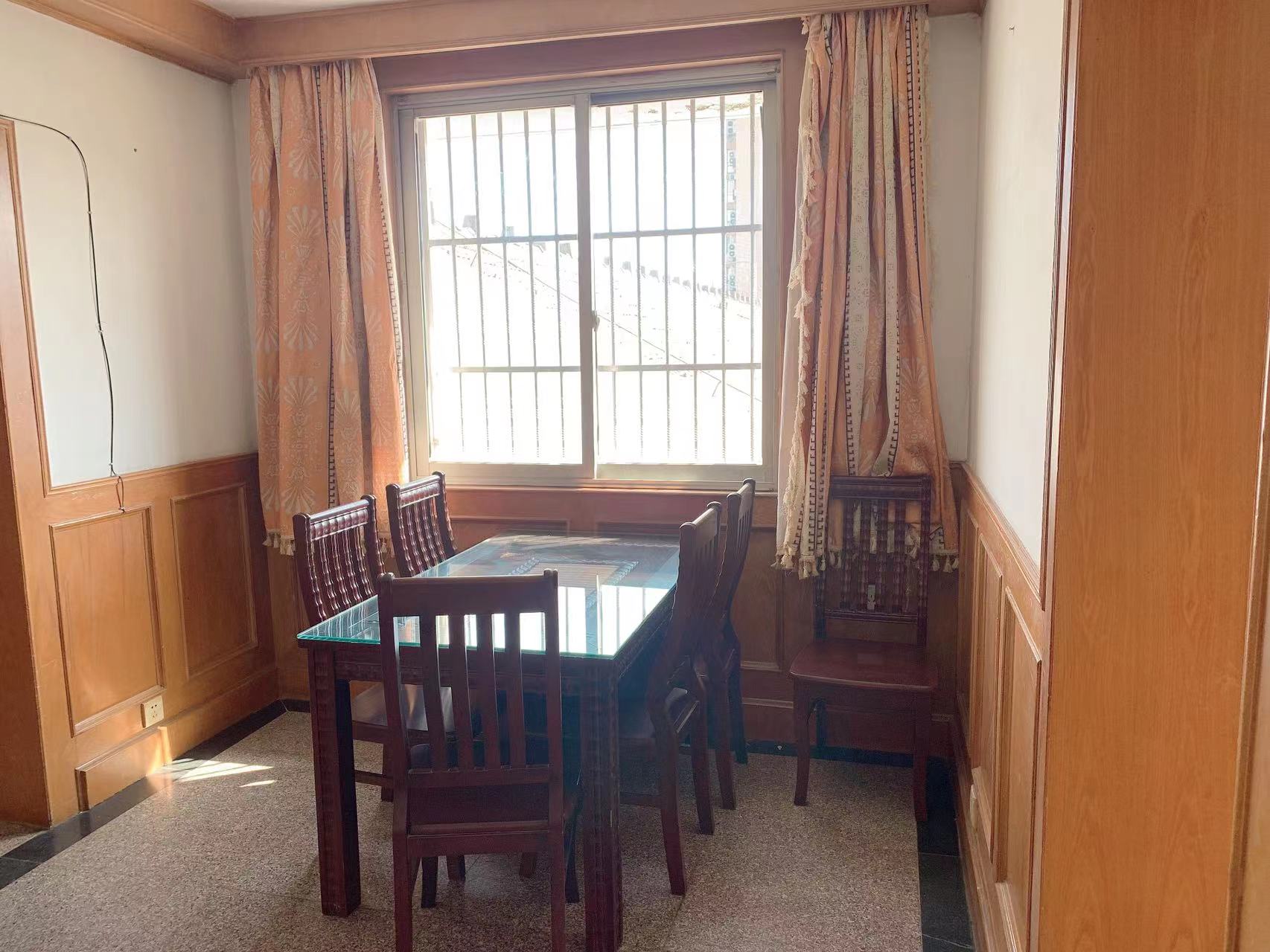 南通东苑小区 2室1厅1卫 54.5m&sup2;