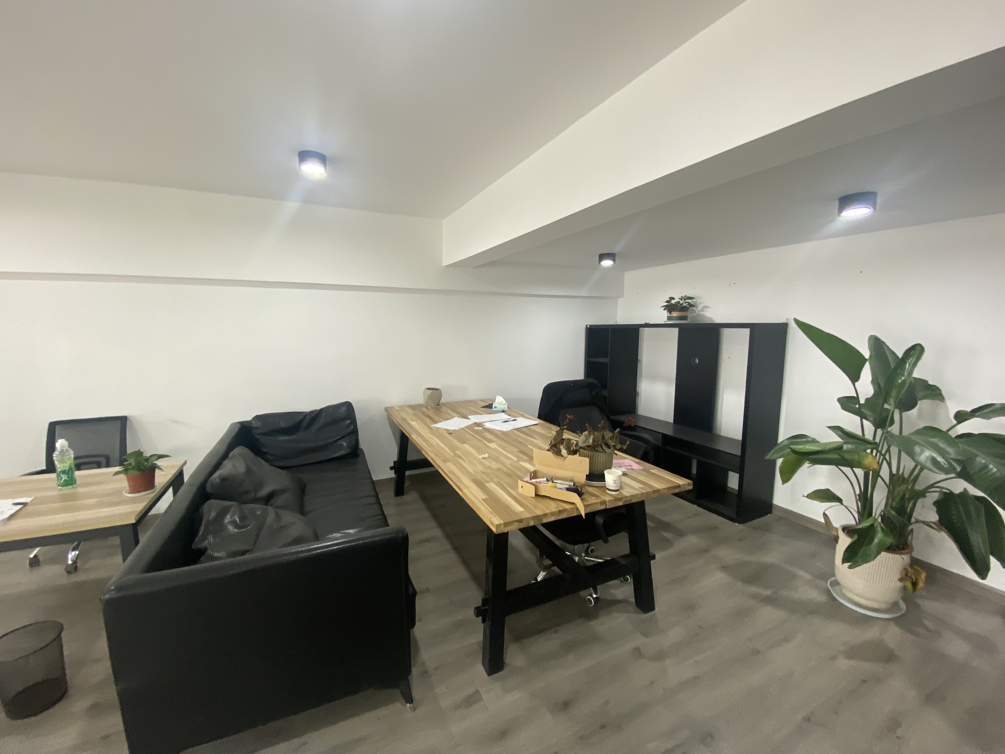 永和大厦 4室2厅1卫 132.00m²
