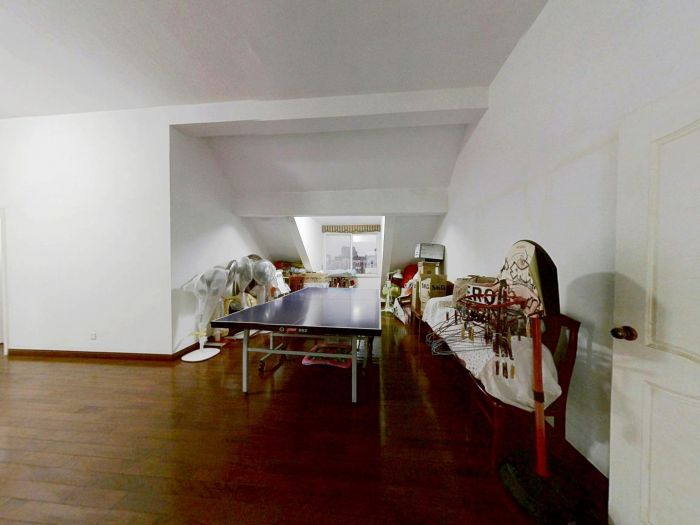 光明东村三期 5室2厅2卫 149.5m²