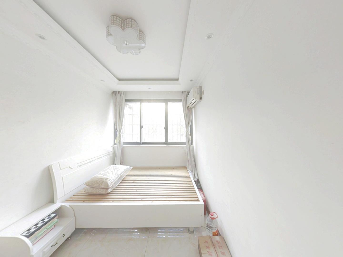 锡通花苑 3室1厅1卫 128m&sup2;