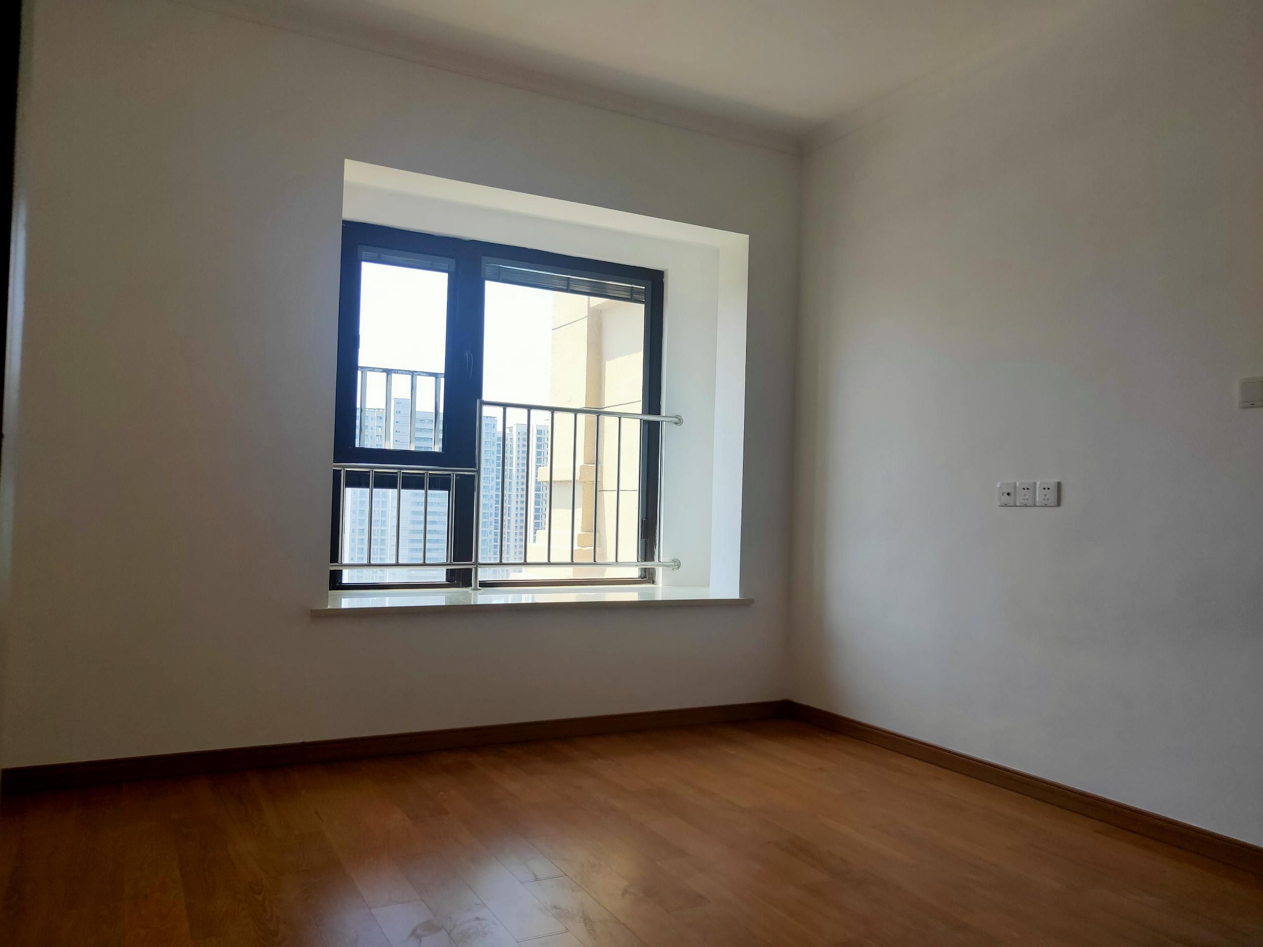 中兴兰溪荟 2室2厅1卫 102m&sup2;
