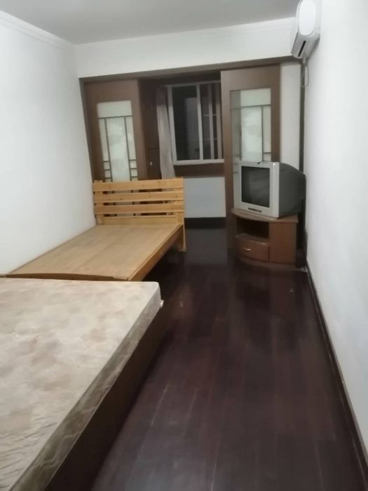 虹景园 3室1厅1卫 130.00m&sup2;