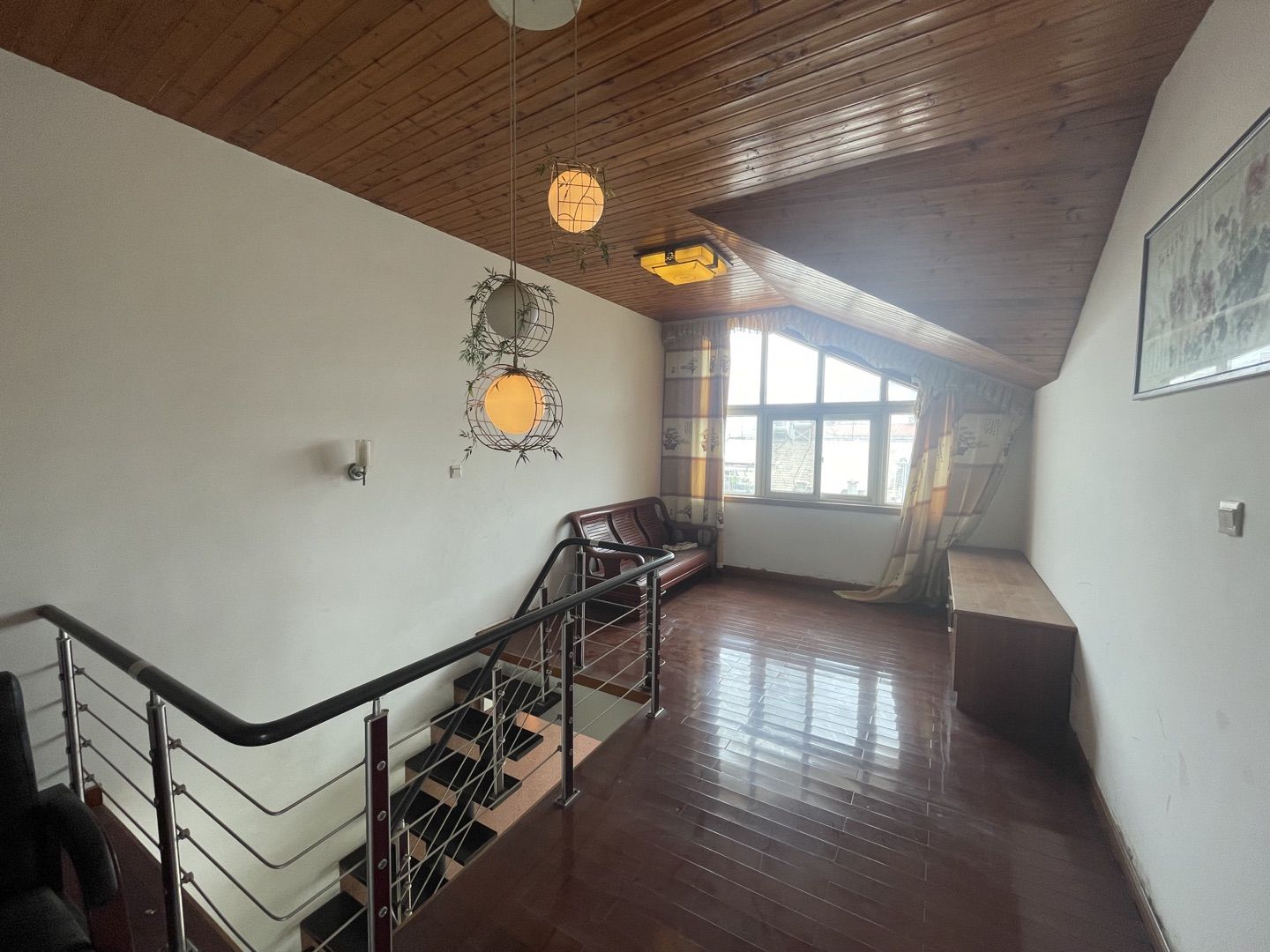 海港新村 3室2厅2卫 84m&sup2;