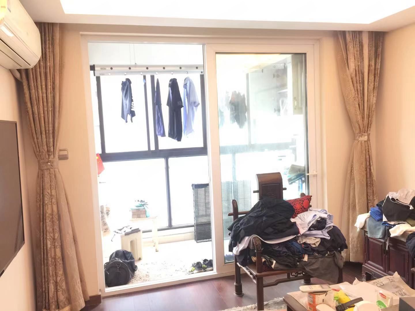 万科濠河传奇 3室2厅1卫 107m&sup2;