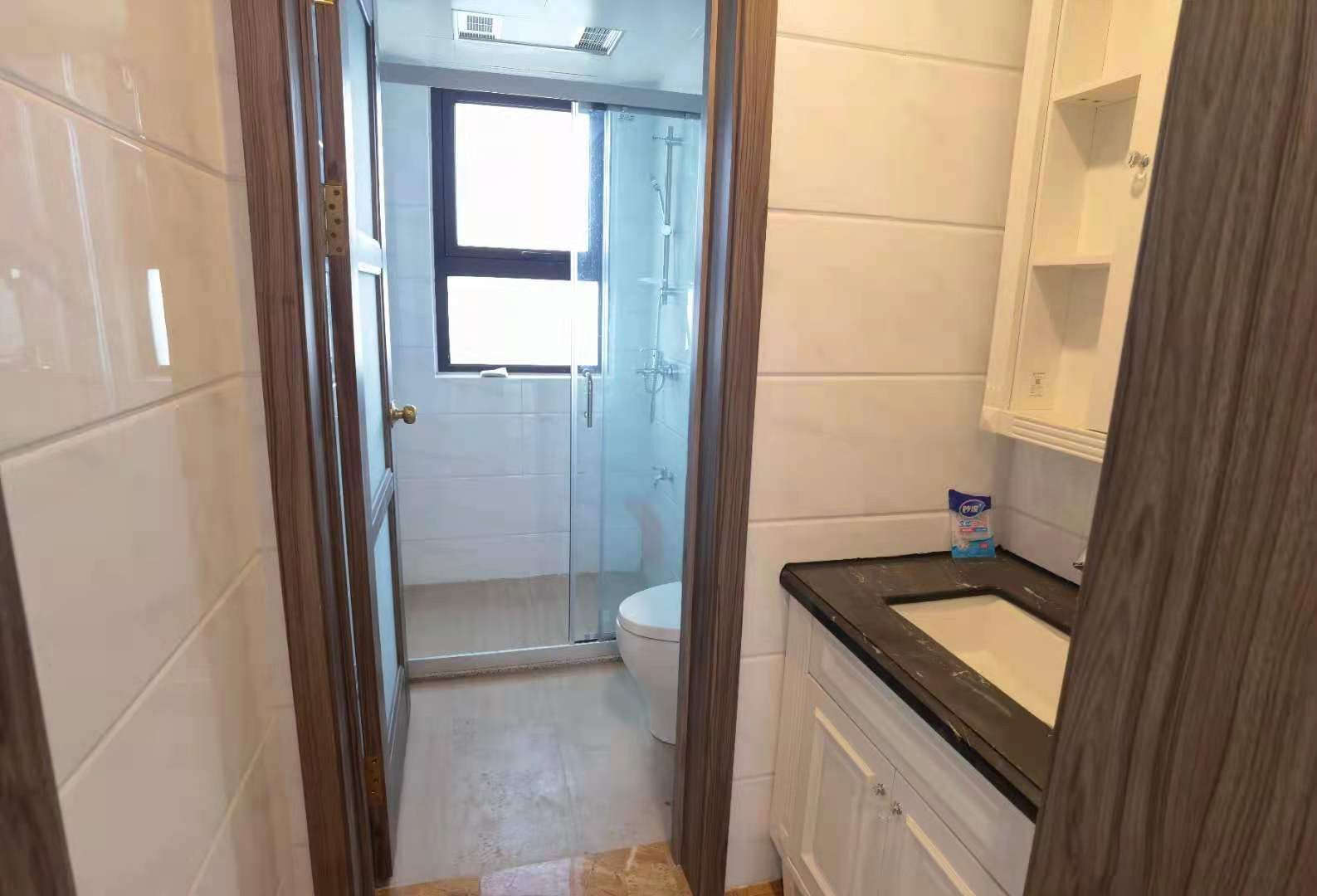 南通碧桂园翡翠华府 4室2厅2卫 144m&sup2;