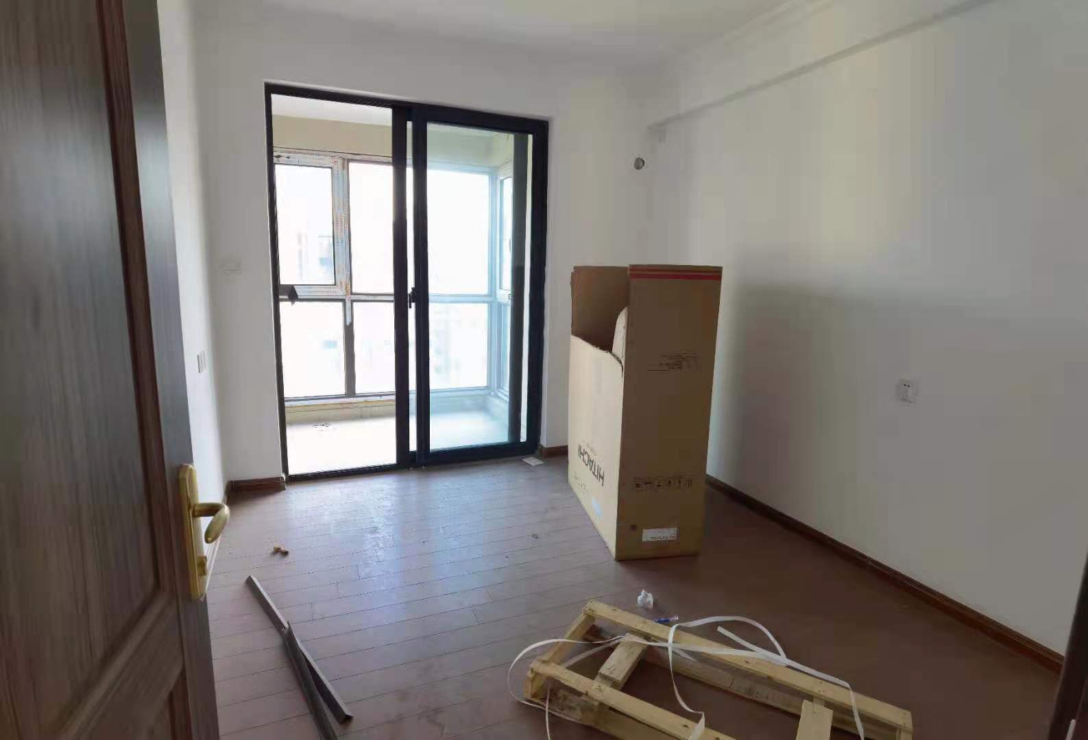 南通碧桂园翡翠华府 4室2厅2卫 144m&sup2;