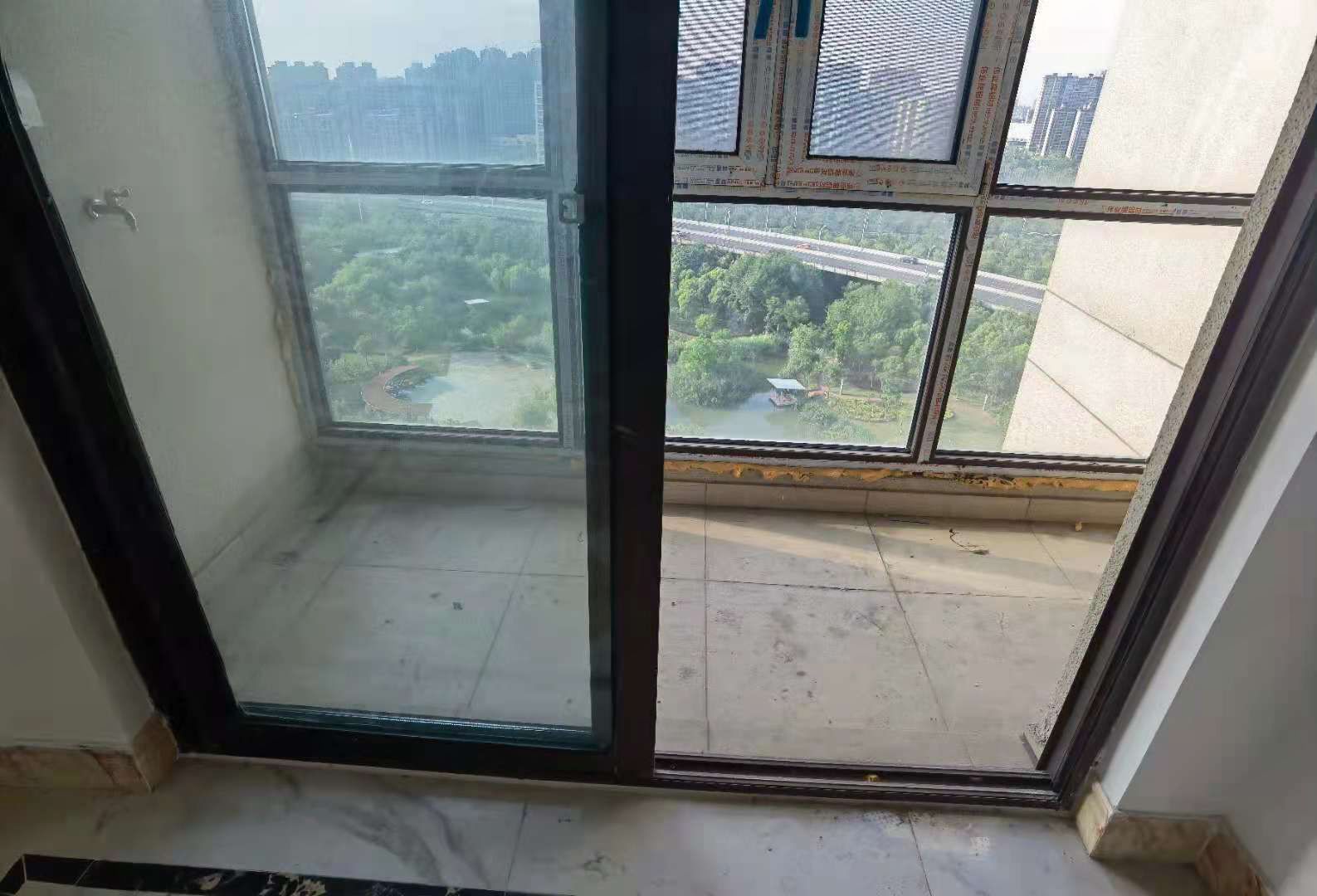 南通碧桂园翡翠华府 4室2厅2卫 144m&sup2;