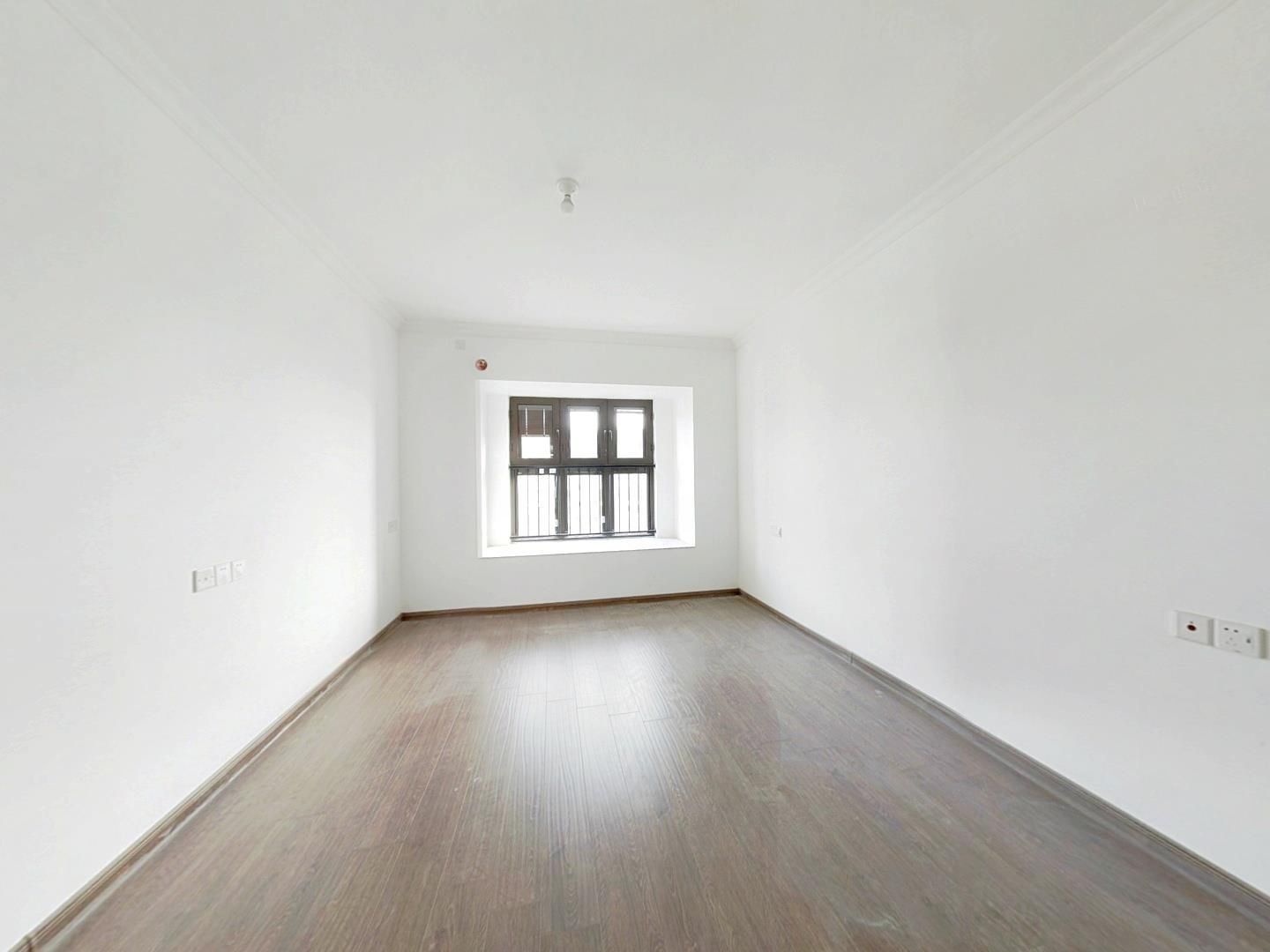 碧桂园时代悦城 4室2厅2卫 142m&sup2;