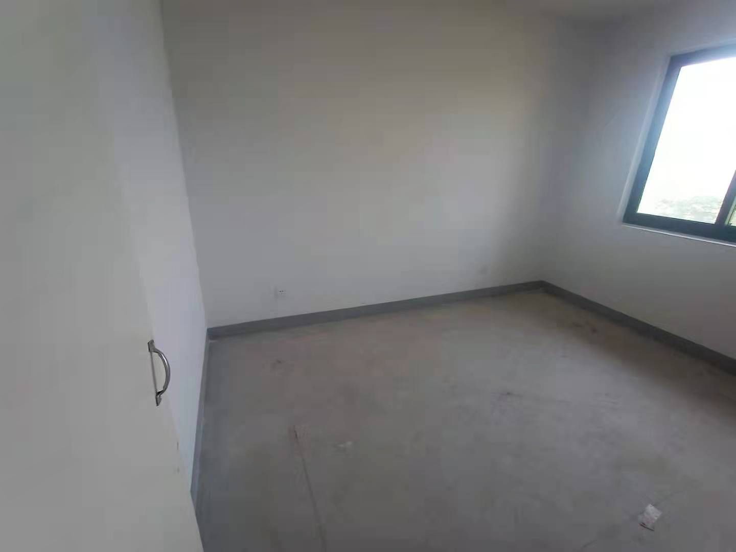 光明嘉苑 3室2厅1卫 110m&sup2;