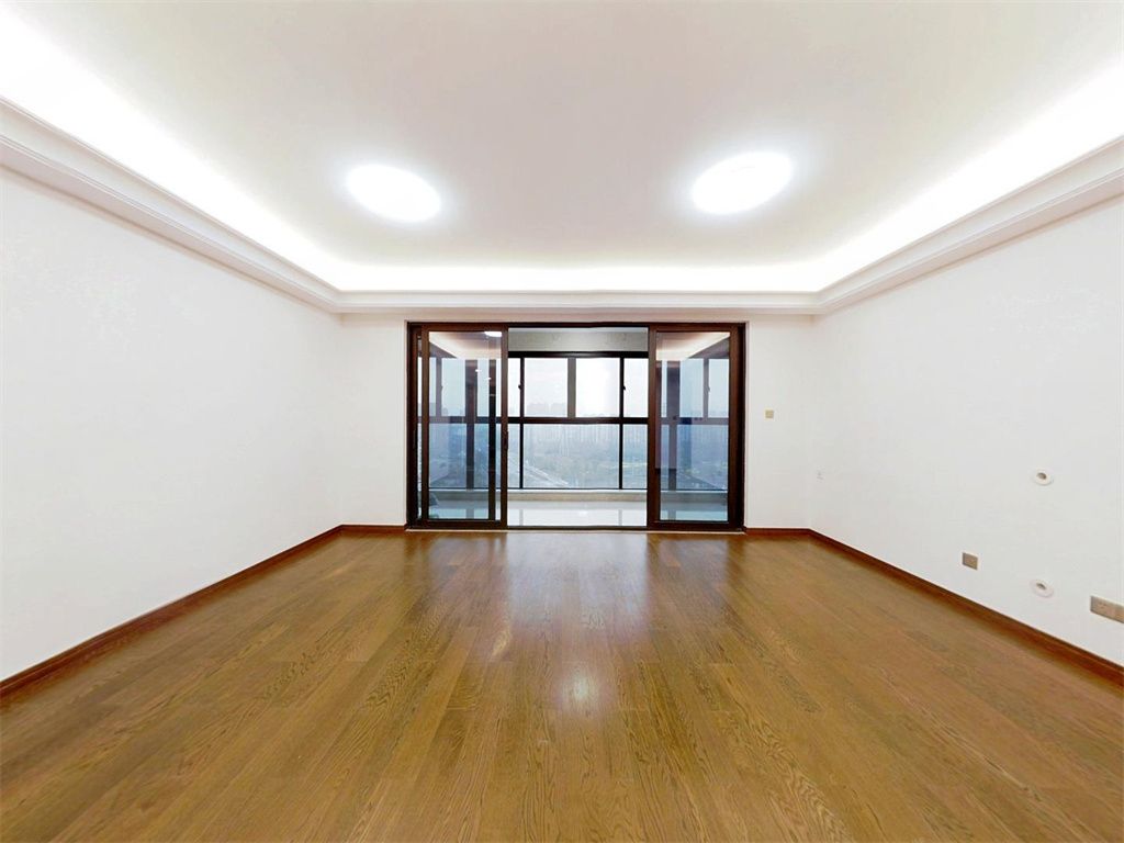 雍华府 3室2厅1卫 118m&sup2;