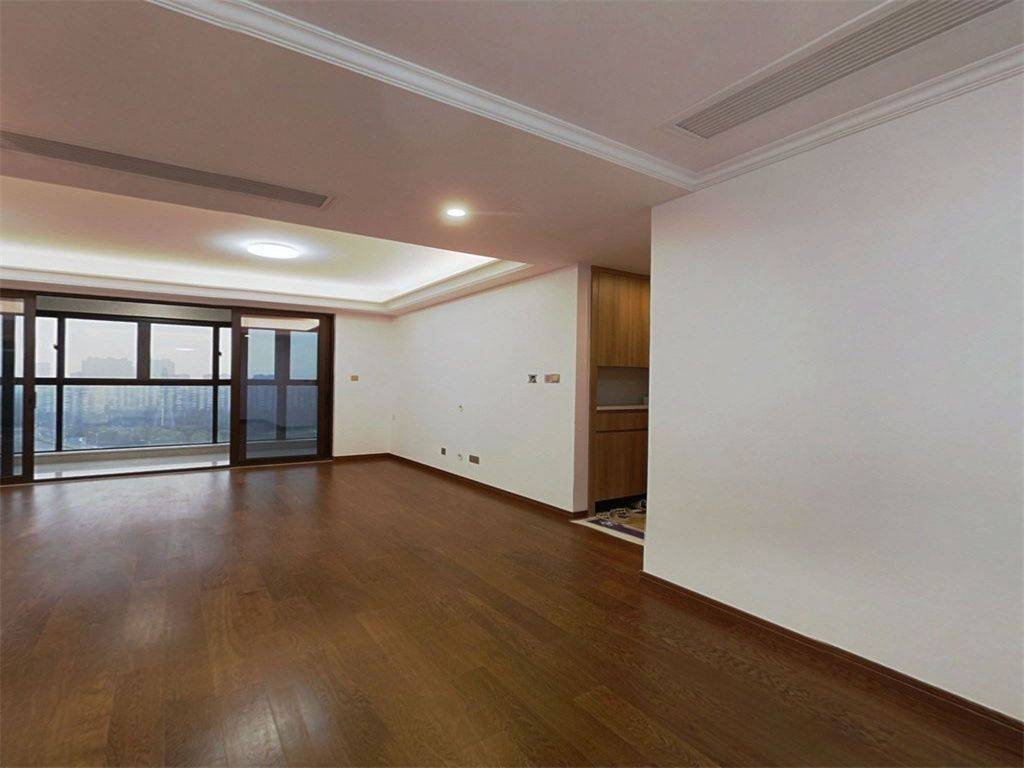 雍华府 3室2厅1卫 118m&sup2;