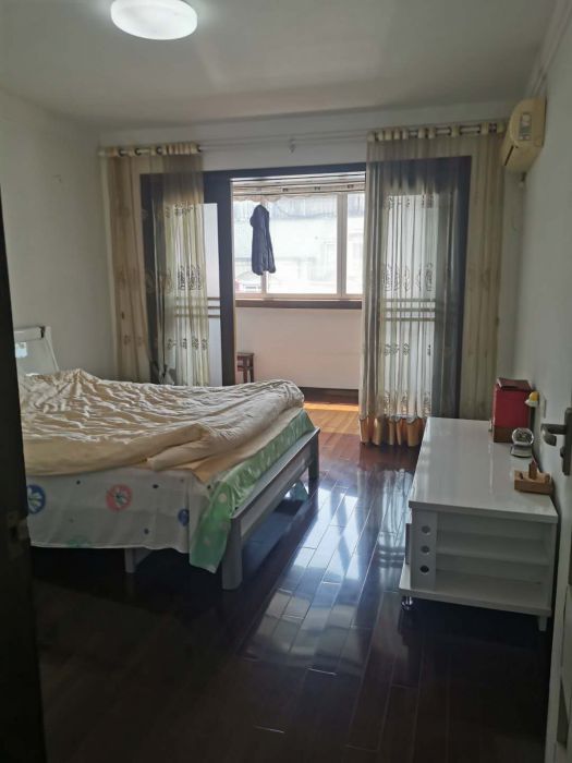 瑞丰花园 4室2厅2卫 160.00m&sup2;