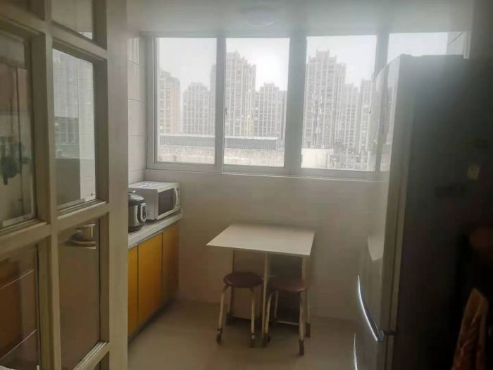新建路新村（新建花苑） 5室2厅2卫 138m&sup2;