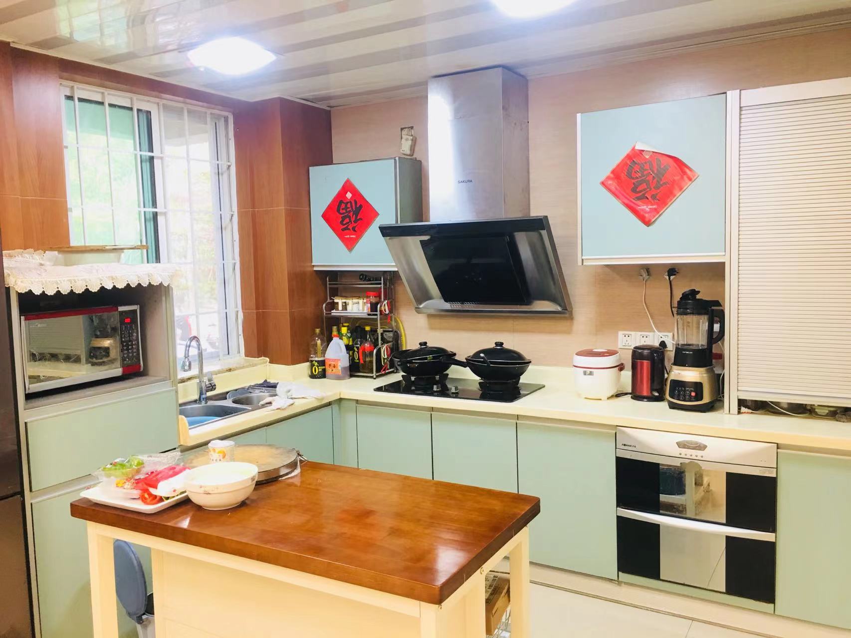 天安花园 4室2厅2卫 265.00m&sup2;