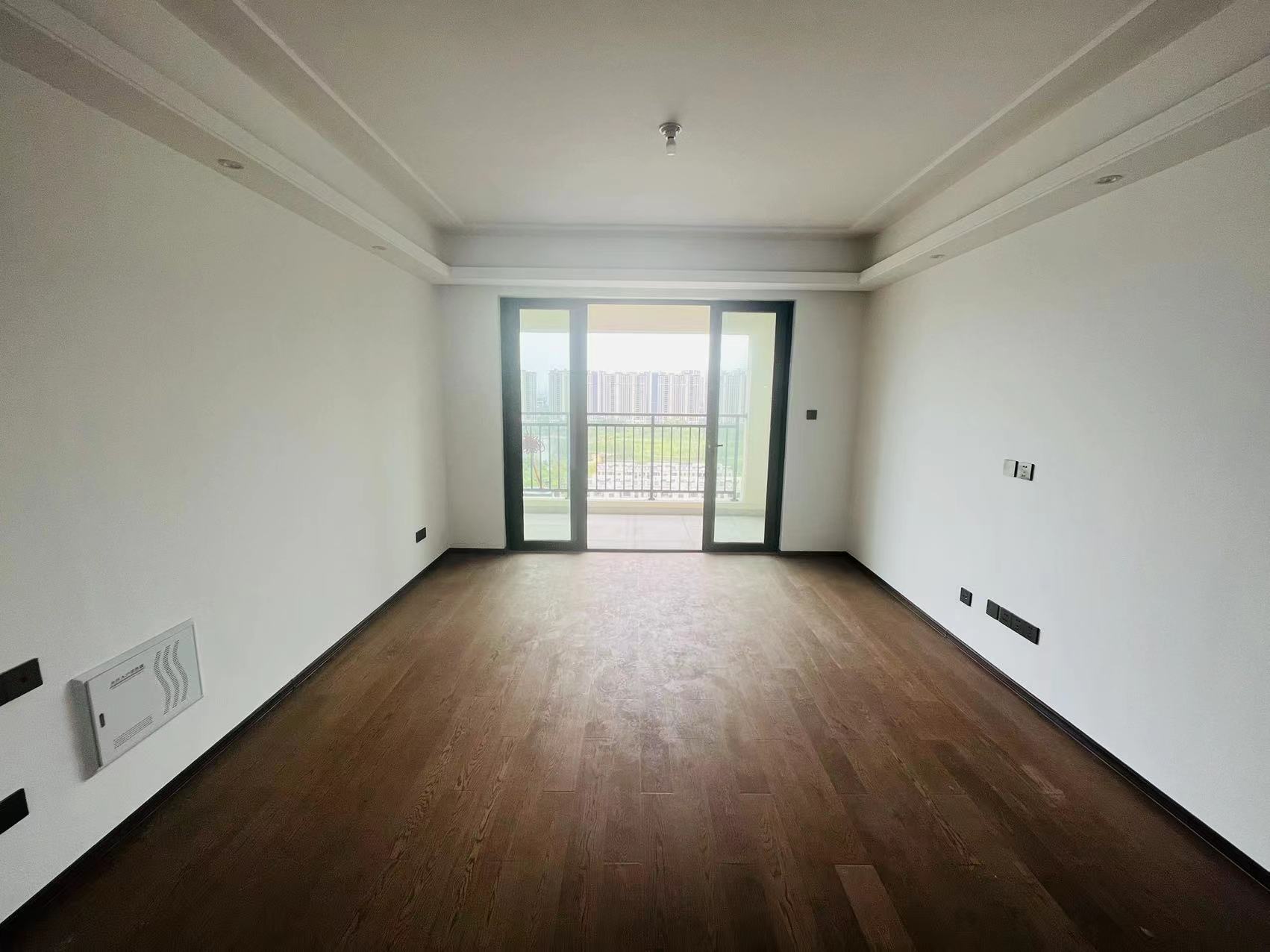春风南岸东园 4室2厅2卫 136m²