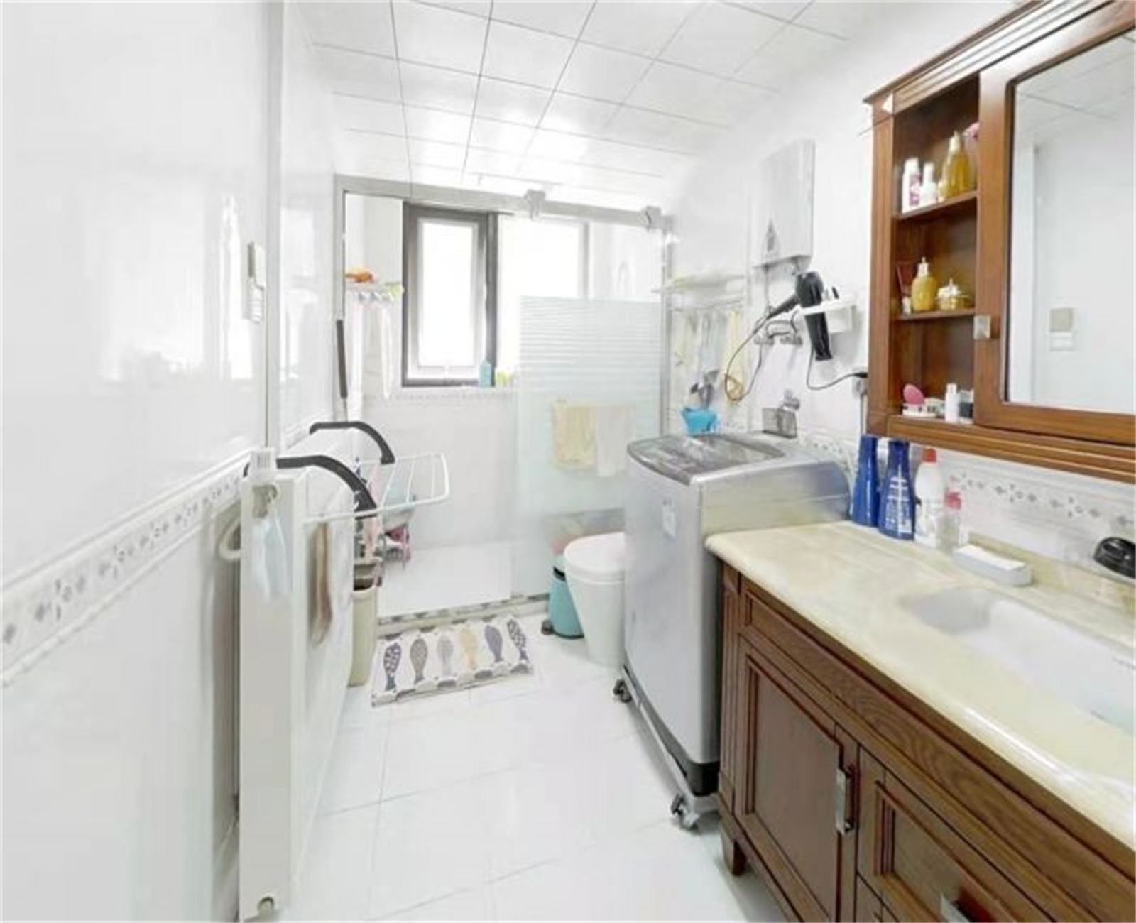 王府大厦 4室2厅1卫 217m&sup2;