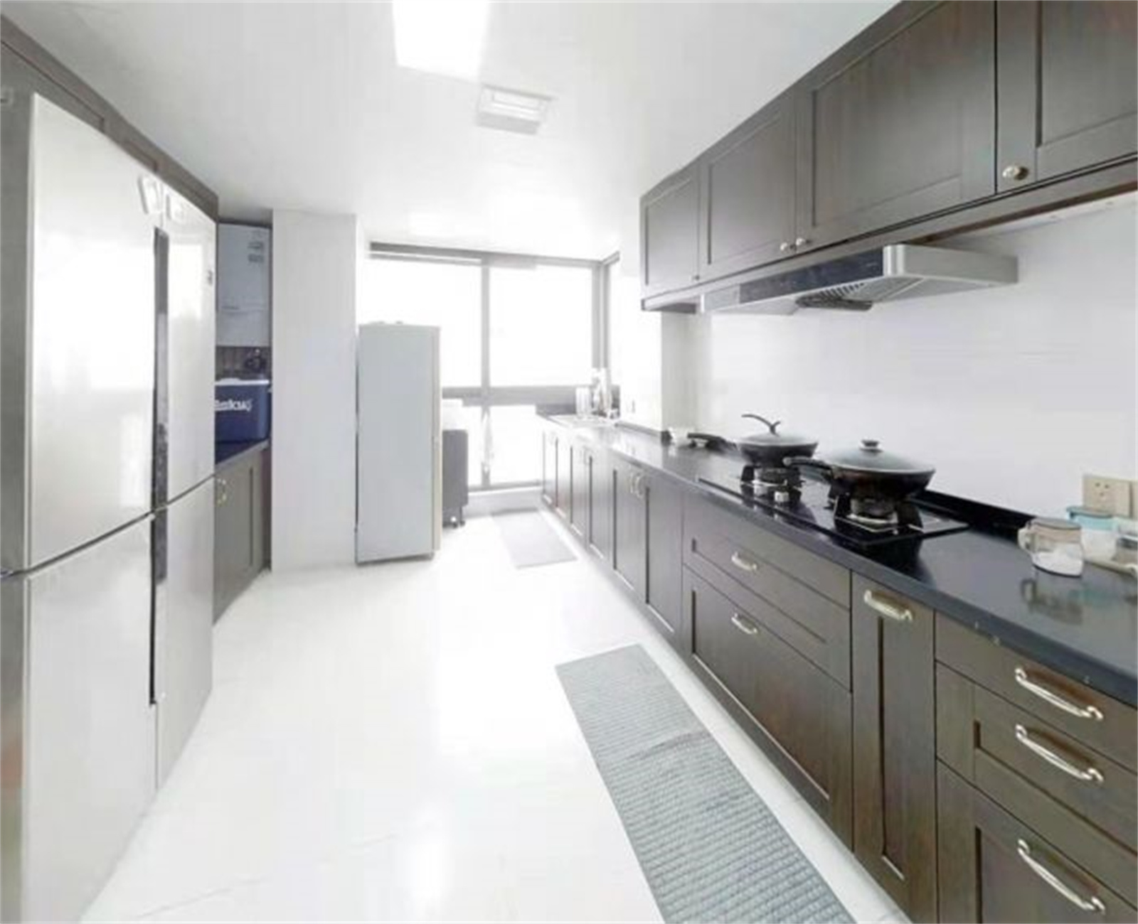 王府大厦 4室2厅1卫 217m&sup2;