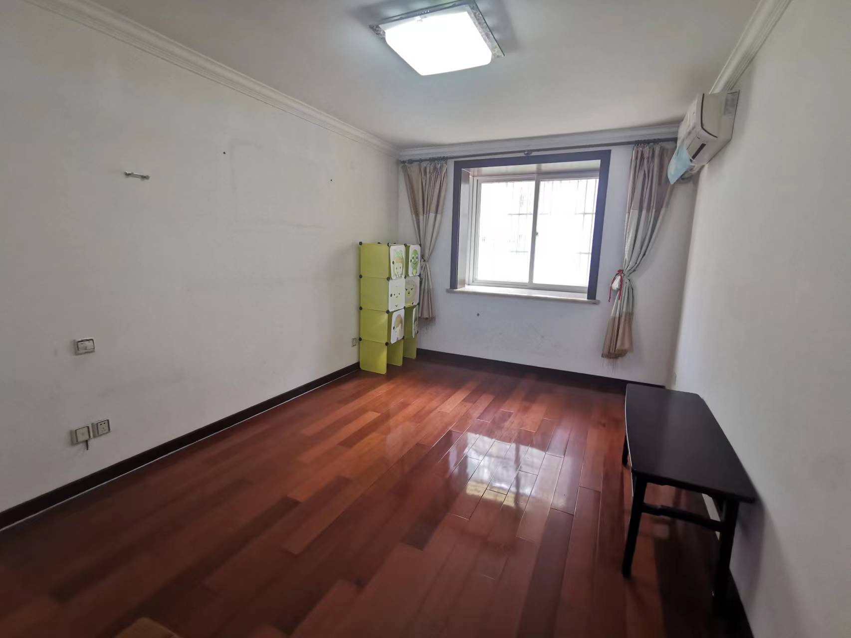 五山花苑 3室2厅1卫 139.00m&sup2;