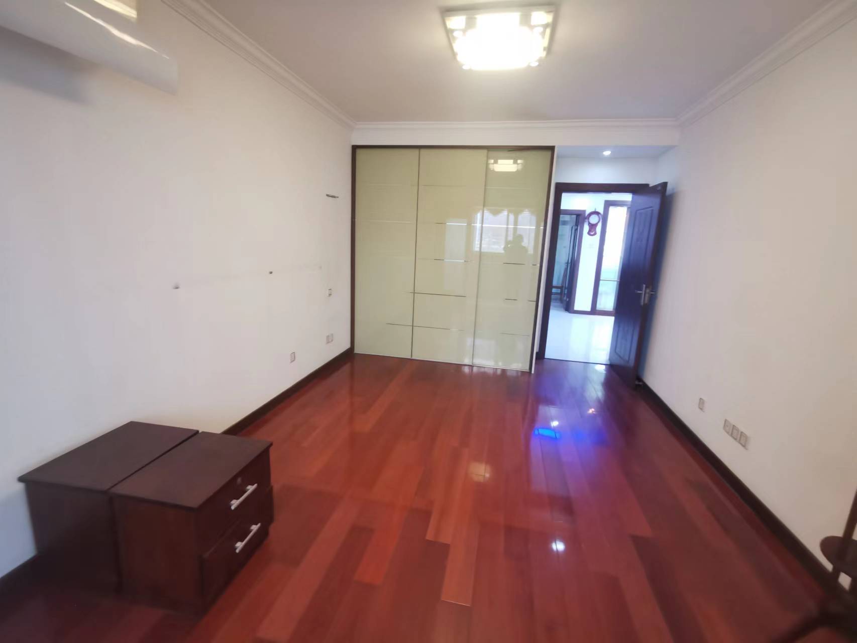 五山花苑 3室2厅1卫 139.00m&sup2;