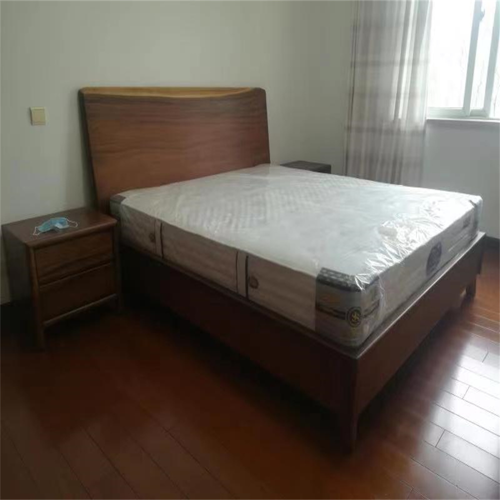 春晖花园 3室2厅1卫 140m&sup2;