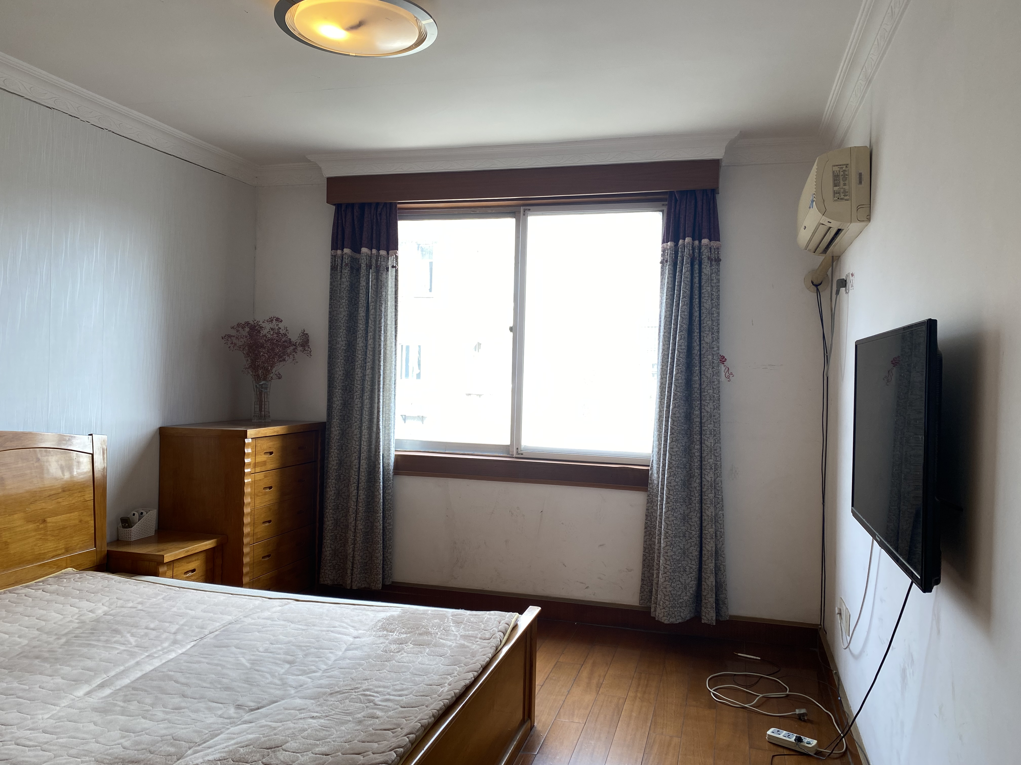 易家桥新村 2室1厅1卫 76m&sup2;
