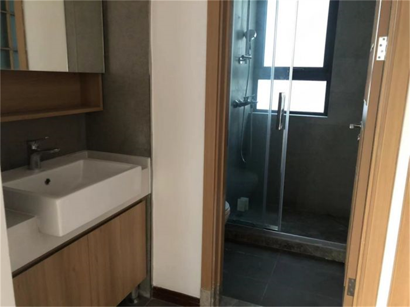 雍华府 3室2厅2卫 118m&sup2;