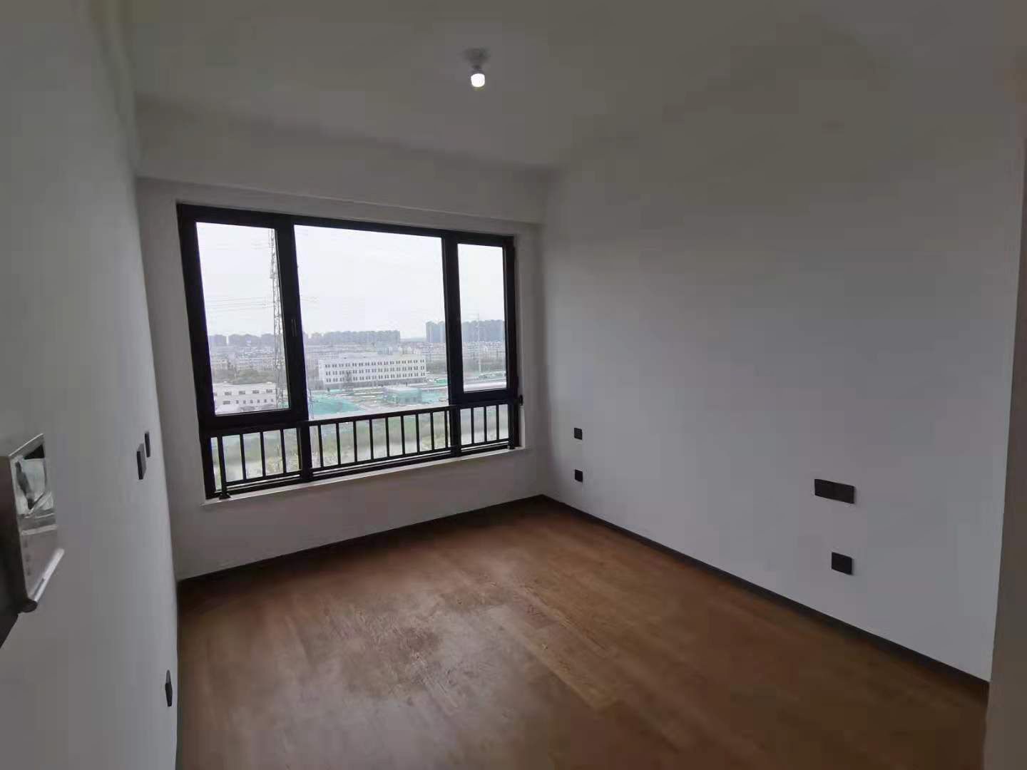 春风南岸东园 3室2厅2卫 123m&sup2;