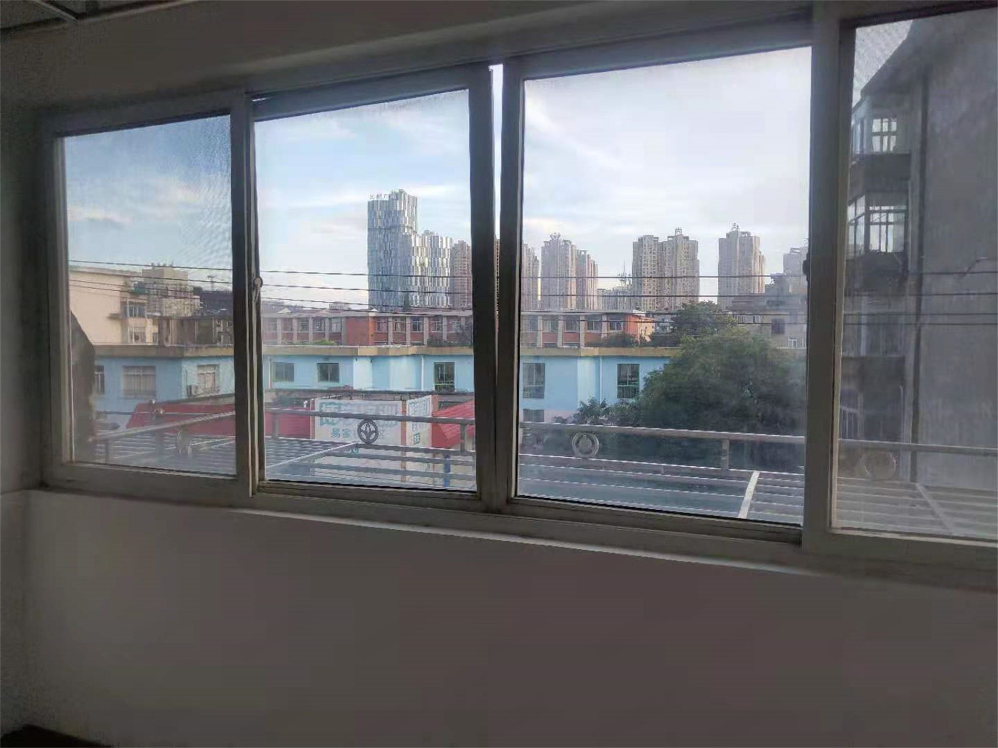 易家桥新村 2室1厅1卫 60.8m&sup2;