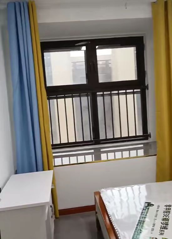 绿地新里城 3室2厅1卫 91m&sup2;