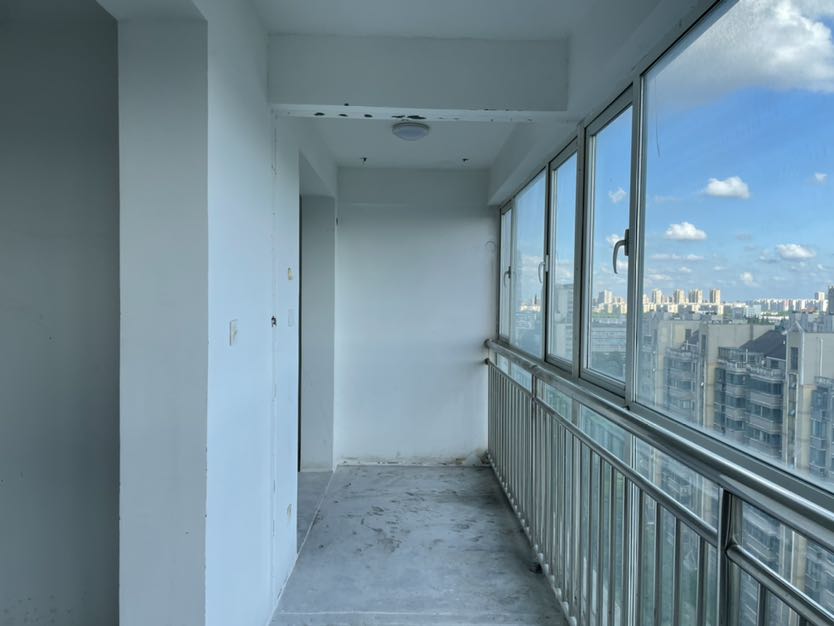 苏建花园城 4室2厅2卫 140.8m&sup2;