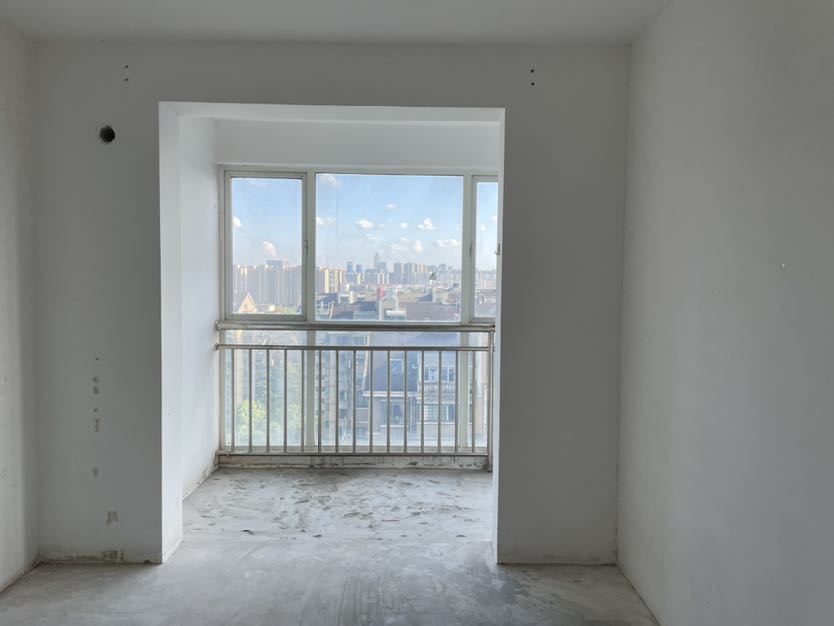 苏建花园城 4室2厅2卫 140.8m&sup2;
