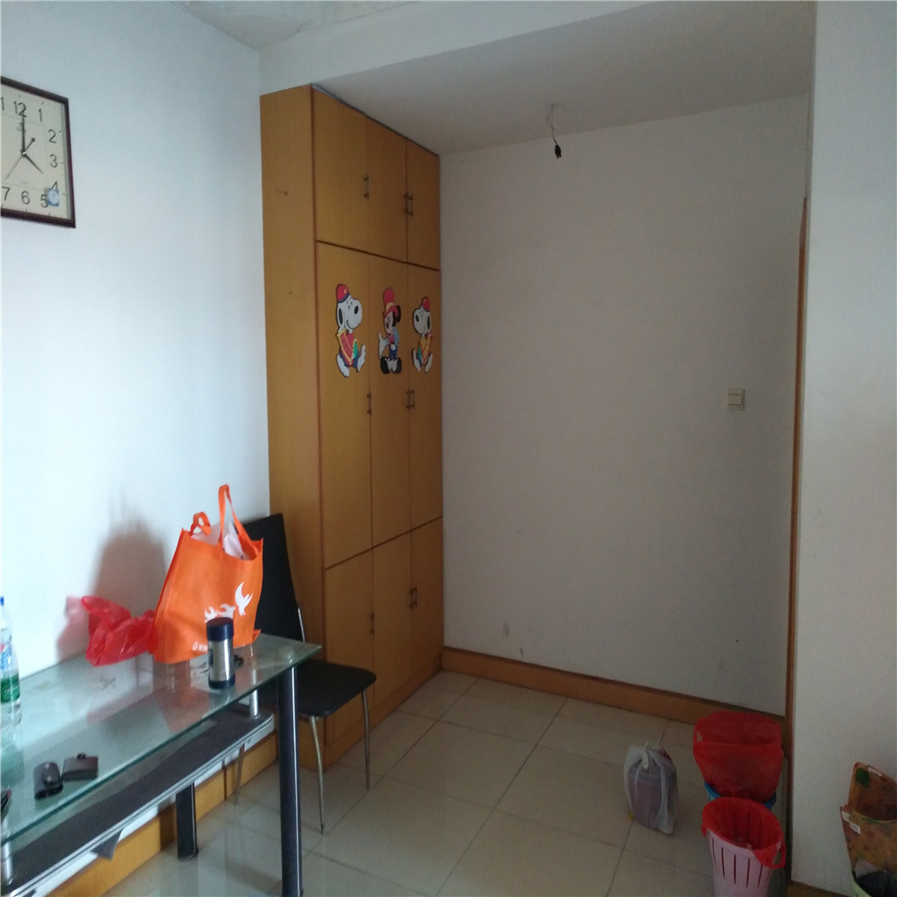 上海路7号 3室1厅1卫 106m&sup2;