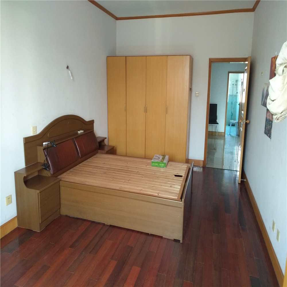 上海路7号 3室1厅1卫 106m&sup2;