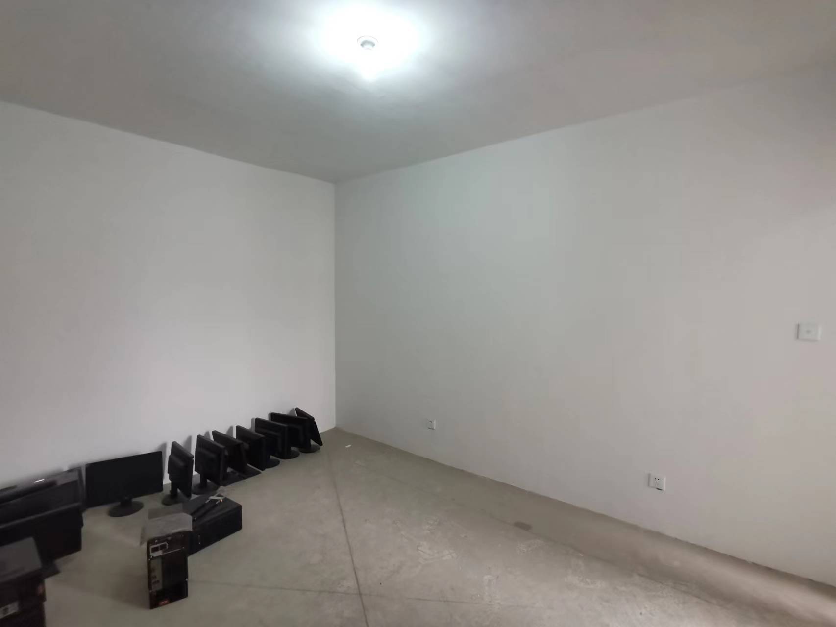 天安花园 2室2厅1卫 96m&sup2;