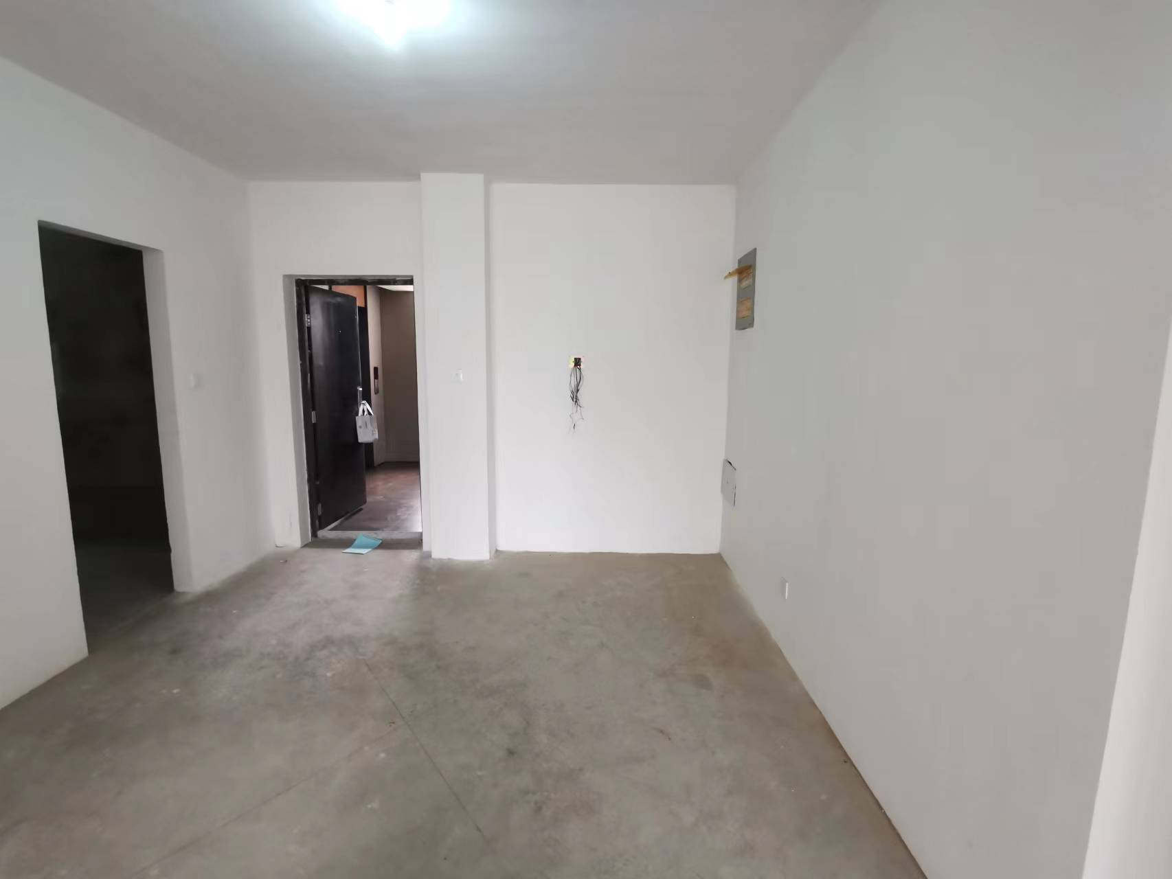 天安花园 2室2厅1卫 96m&sup2;