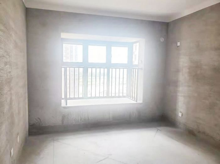华强城 3室2厅2卫 128m&sup2;