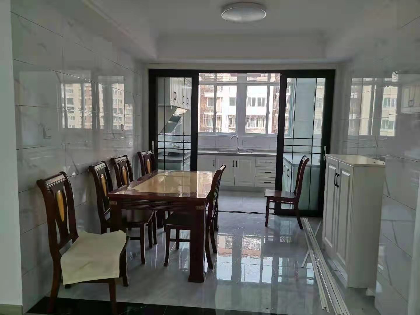 永泰佳园 3室2厅1卫 126m²