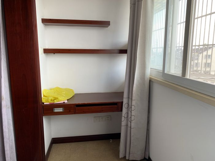 城港花苑西区 3室2厅1卫 144m&sup2;
